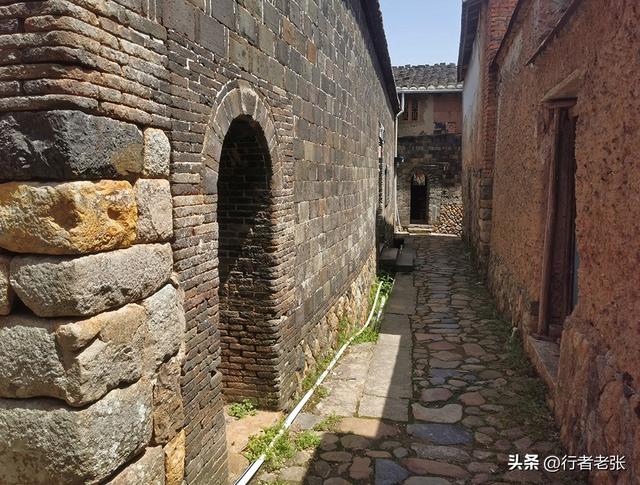 福建古田有座千年古镇，有现实版“拐弯抹角”，住着唐朝皇室后裔