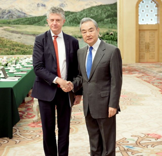 五常终齐发声！英国就台海问题表态，日本涉台挑衅引起全球警惕