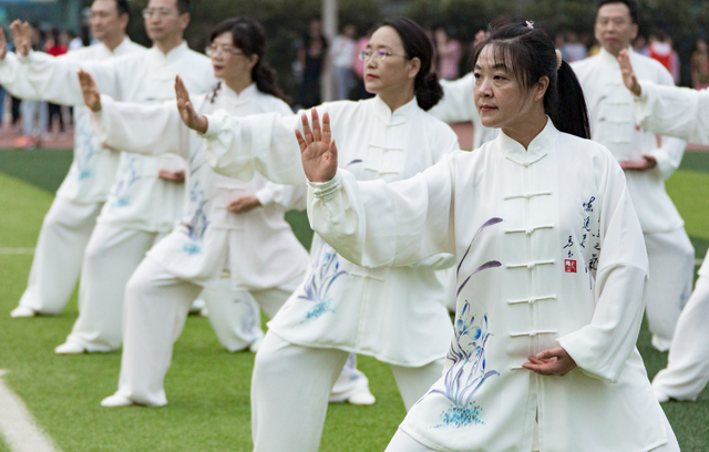 知道吗？练几年太极拳，练一遍，还没有如此感觉真不对了！