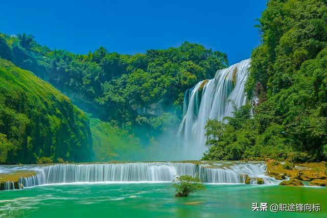 贵州暑期火爆出圈，15 分钟车程开出了90 分钟，旅游新星为何火爆？