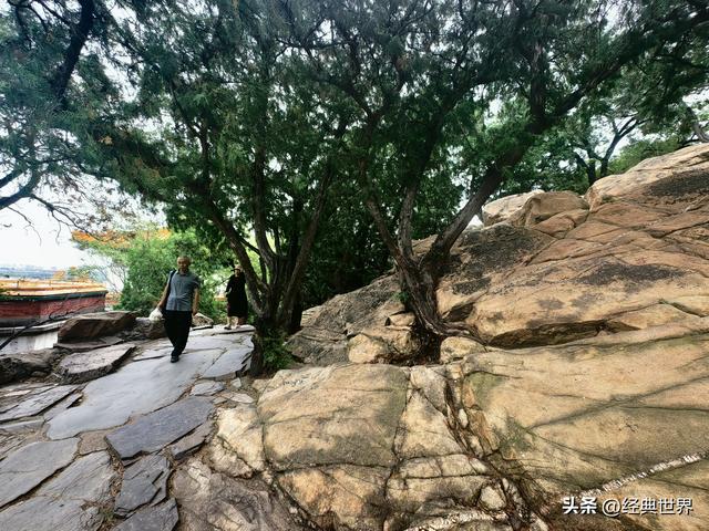 颐和园建筑之汉藏混合式佛寺建筑群——“四大部洲”