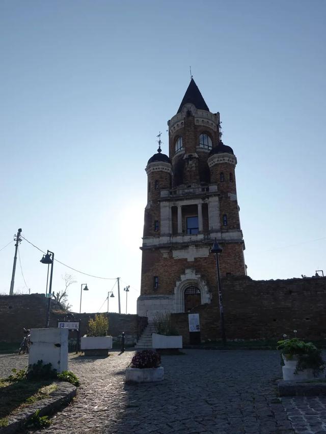 塞尔维亚，一座被轰炸过78天的城市的新生，贝尔格莱德一日游记