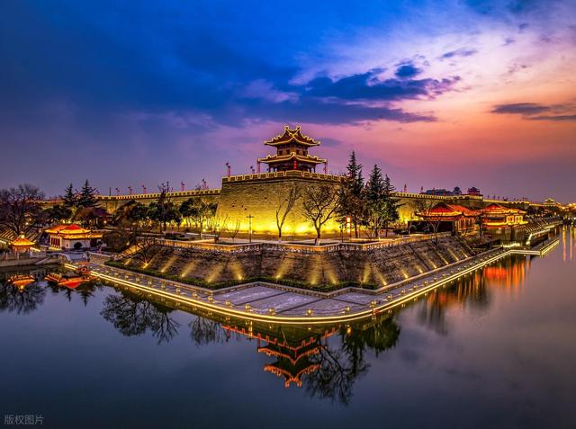 别再乱冲西安！这3个网红地坑哭人，老陕只去巷子里找味