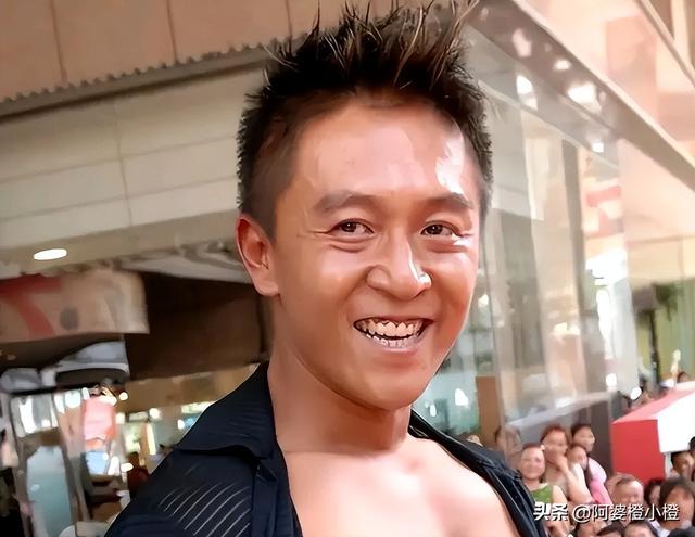 一路走好！继朱媛媛后又送走一资深演员，在家猝逝多天忠犬陪伴
