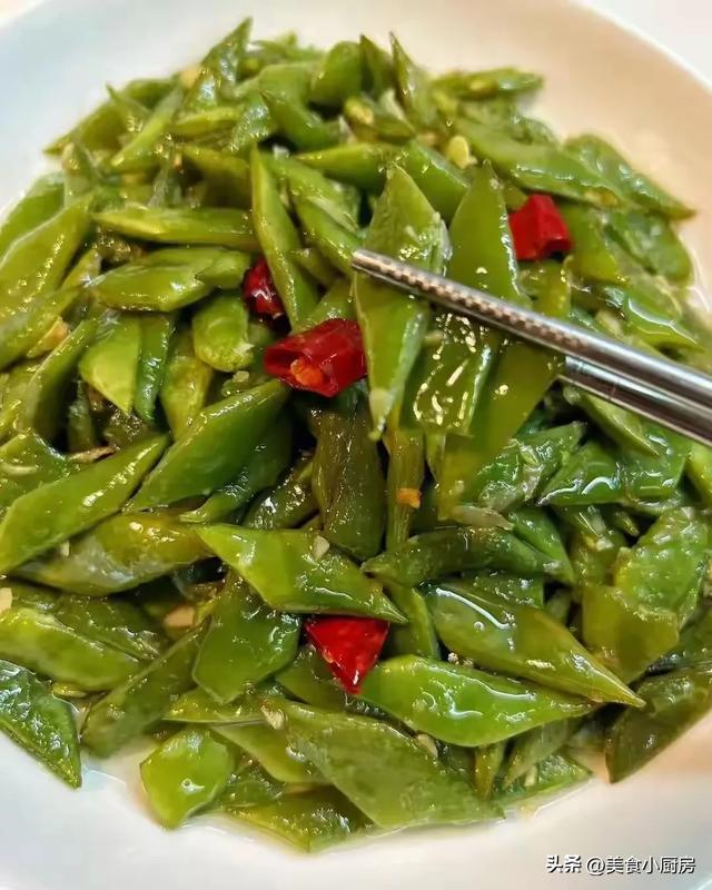 立秋后使劲吃这菜，一健脾，二祛湿，三护眼，四通便，鲜嫩营养高