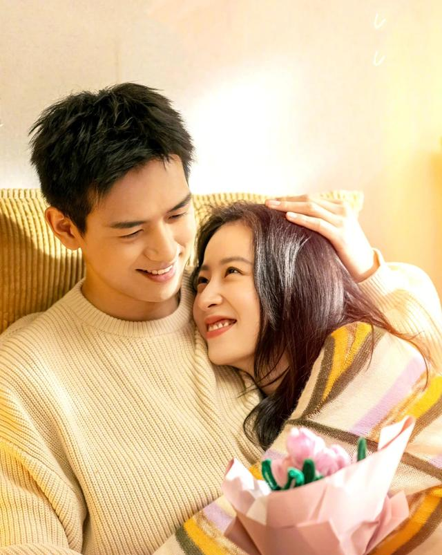 《春色寄情人》番外7：庄洁想让陈麦冬压着她，陈麦冬要疯了！