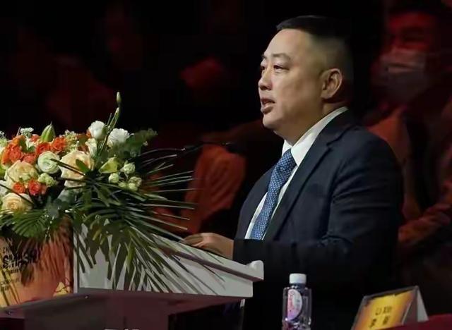 正式上任！刘国梁官宣新身份	，这次他让樊振东和整个乒坛刮目相看