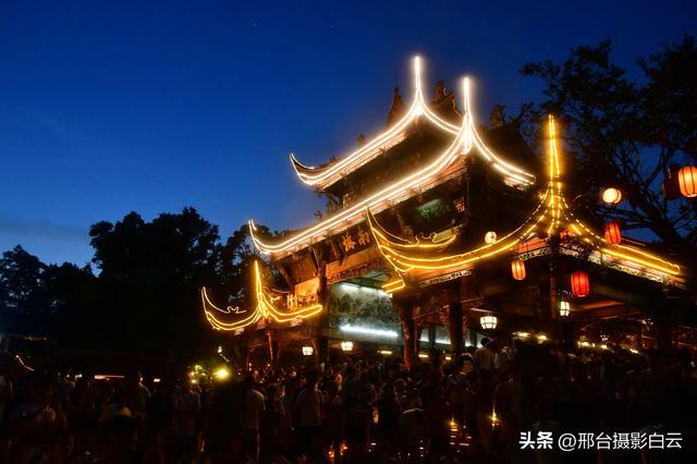 夜游都江堰南桥•蓝眼泪