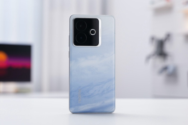 2025公认“高配低价”的16GB+512GB手机，3款价真香，用到2031年