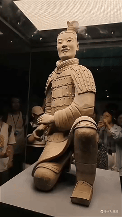 AI"整活"太魔性！兵马俑唱跳Rap引爆全网，但始终少了点人情味？