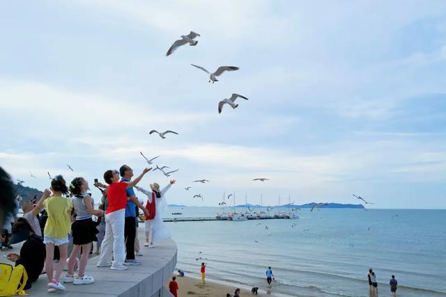 4元的海鲜面，清澈的玻璃海，这里的神仙生活真是让人来了不想走