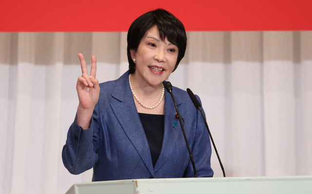 硬抗中方19天，高市终于服软了！就台海问题改口	，想与华恢复关系