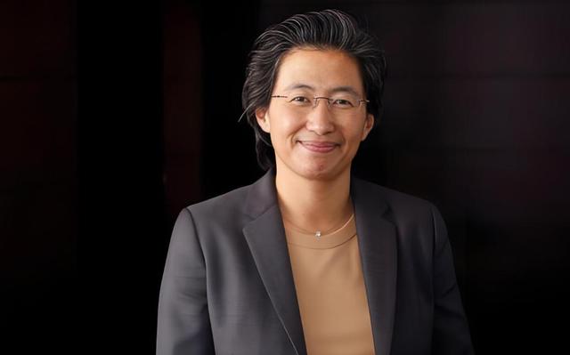 年薪4亿！美国芯片女王居然是中国人，在中国最艰难时她站了出来