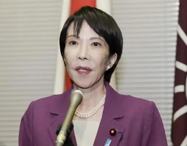 硬抗中国40天，日本喊来多国救兵，中方全不惧，美国批准对日军售