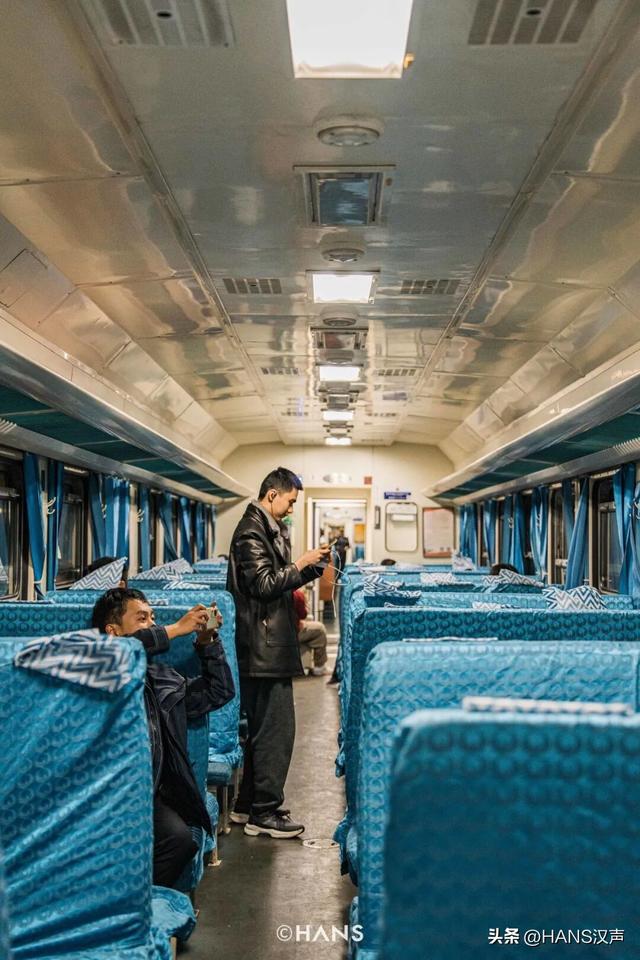 限时体验！坐绿皮火车过武汉长江大桥