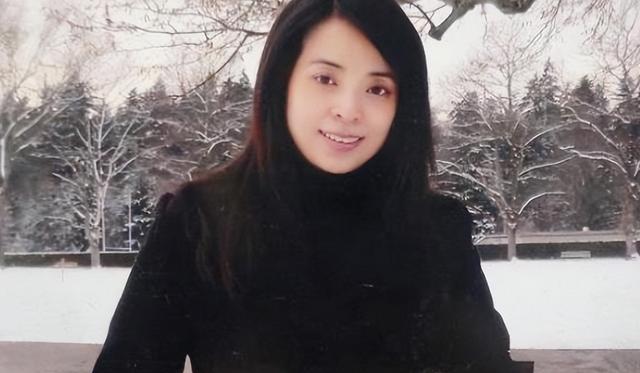 那个连登14次春晚的歌坛巨星	，如今家产被拍卖住进养老院？