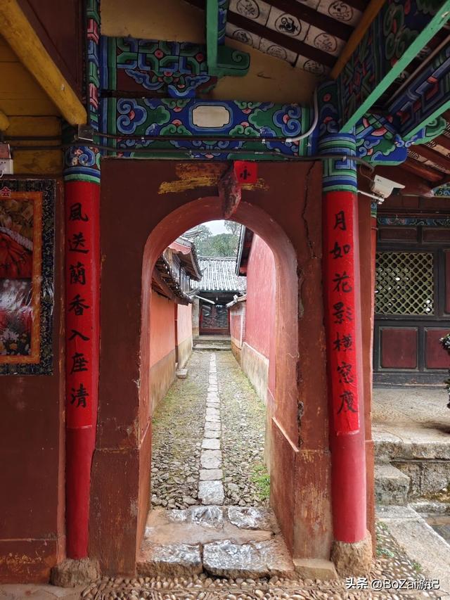 探秘小众古迹，丽江普济寺揭秘，乾隆年间的藏传佛教神秘寺院