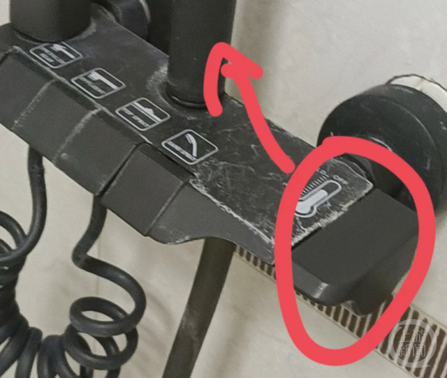 北京一租客3个月用水300吨，检查发现系钢琴键花洒因水压差“串水”致水表倒着走