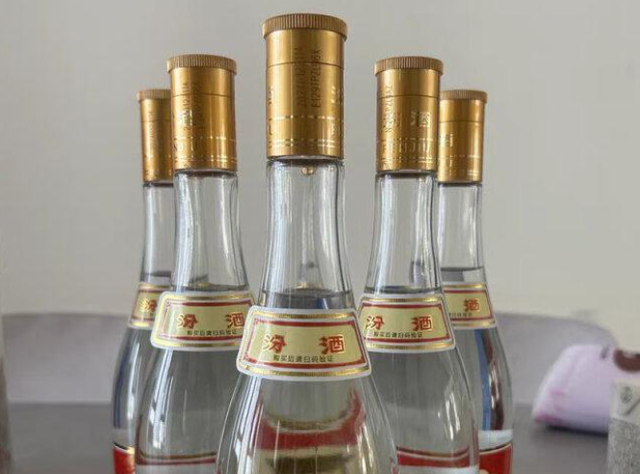 八大名酒中50元左右的7款嫡系纯粮好酒，老酒友成箱囤，你喝过吗