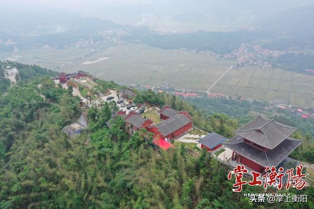我为峰途丨金华山：秋登金华满山翠，俯瞰田园稻浪飞