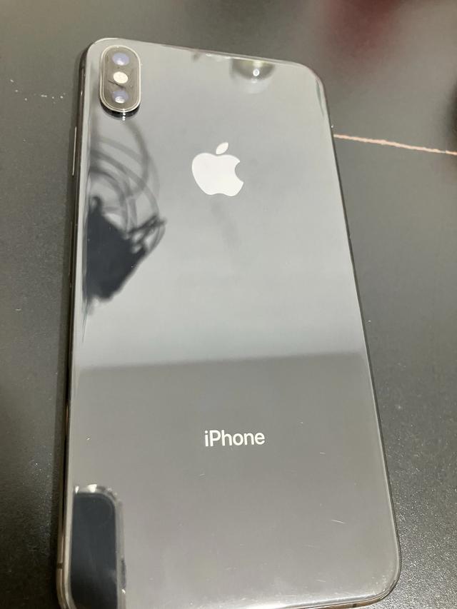 曾经的万元机皇，拍照，观影，游戏依旧很能打——iPhone xs max