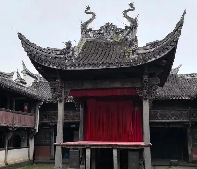 王羲之故居怎么在嵊州？这座小城用古镇、越剧和碳水给出了答案