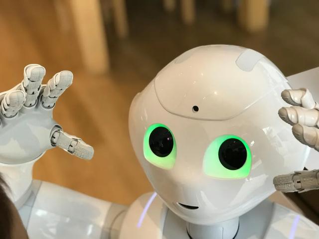 不要迷恋AI超级大脑！剑桥大学新研究：机器人集体智能才是未来