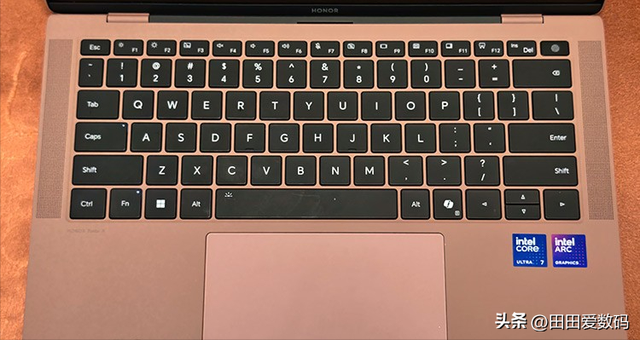HONOR MagicBook Air 14 2025 评测