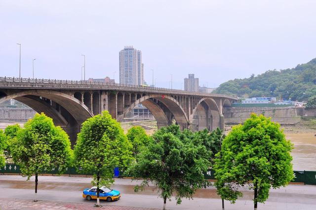 四川省可不只有成都，这座城市可能即将超越绵阳，成为全省第二！