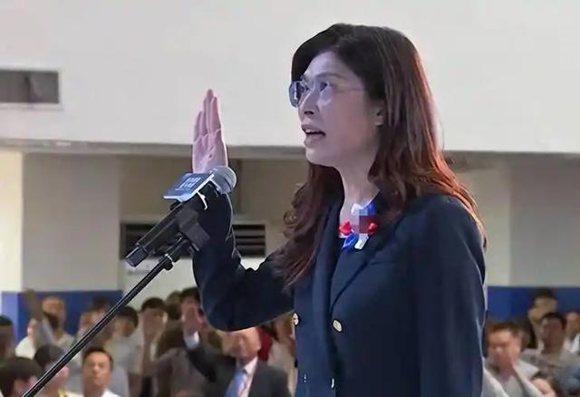 郑丽文第三批人事任命出炉	，郑丽文变了，妄称：反对“一国两制	”