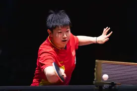 世锦赛女单4强出炉 孙颖莎PK伊藤 王曼昱送张本美和惨败 国乒3胜日本图片