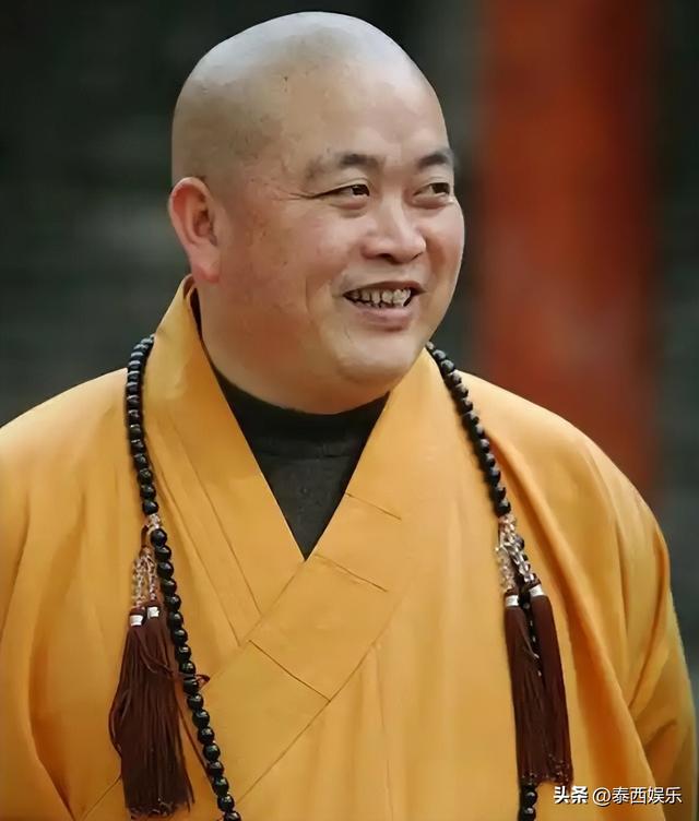 数名情人、百万豪车、十几万袈裟、上亿豪宅，释永信生活有多奢华