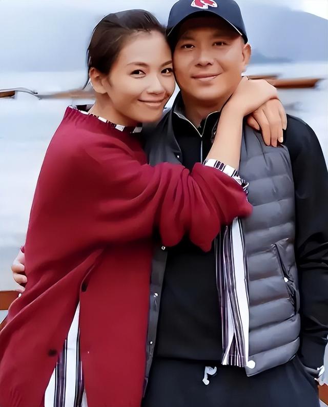 钱再多有什么用？刘涛如今的现状，给所有45岁以上女性提了个醒