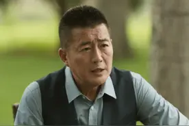 《玫瑰的故事》直到白晓荷爬上床，黄振华还不知，自己和苏苏完了图片