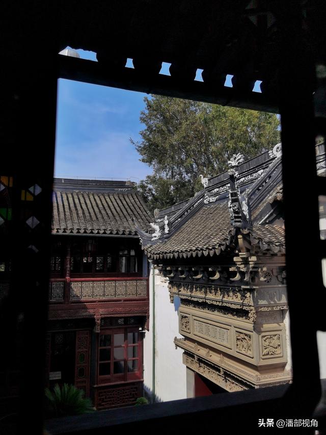 走进苏州东山雕花楼