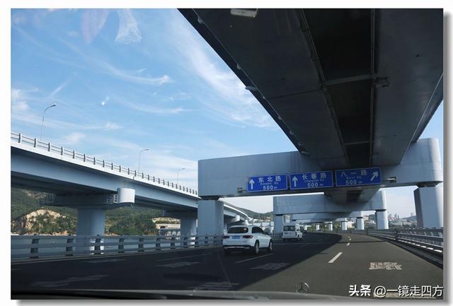 全长6800米的大连星海湾大桥气势恢宏