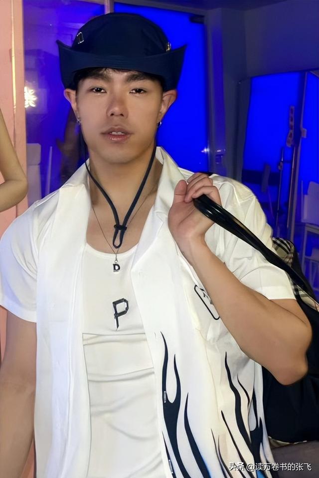 一路走好！继送走大S后，解晓东因抢救无效去世，曾摔伤重度昏迷