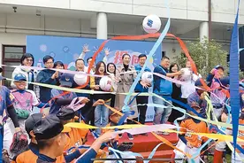 台湾“最美县长”许淑华就职将满周年，施政满意度破8成图片