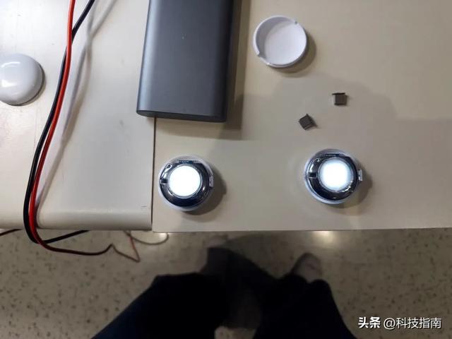 2600万人蹲守99美元AI吊坠版情感玩具：4小时没电偷 录隐私的坑货