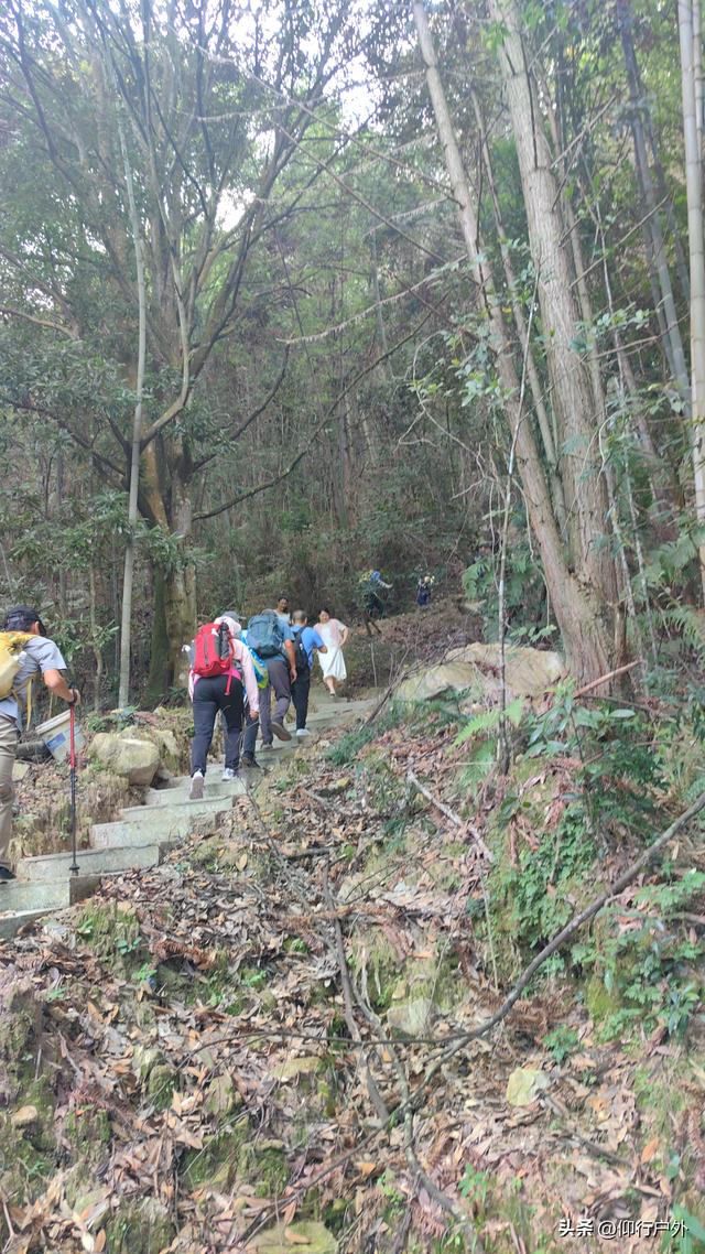 永定奥杳梯田穿越九十九岽徒步