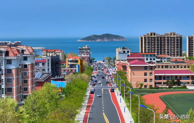 中国公认最干净的城市，夏天均温23℃，比青岛安逸，适合退休养老