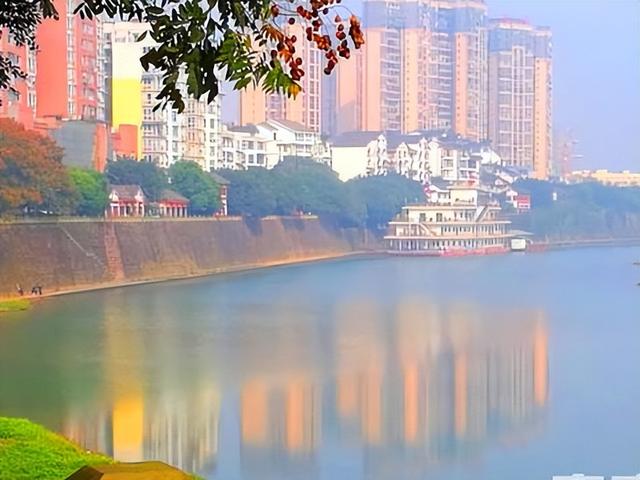 四川旅游：难忘宜宾长宁热气球赛采风行(图)