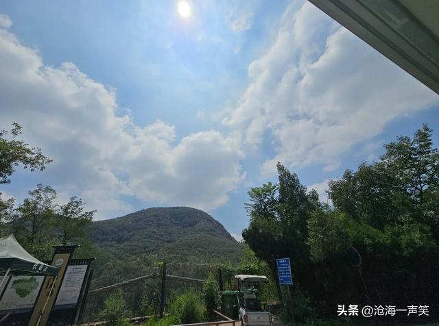猜一猜，美丽的伏羲湖在哪里？天空，白云，青山，绿水