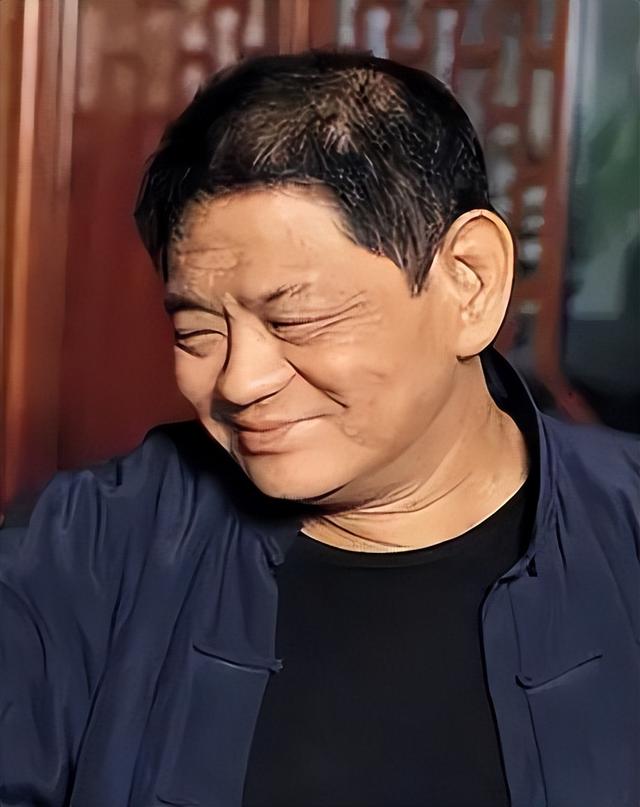 100多位情妇，包养费上亿元，9女同床却落得个凄凉下场、人财两空
