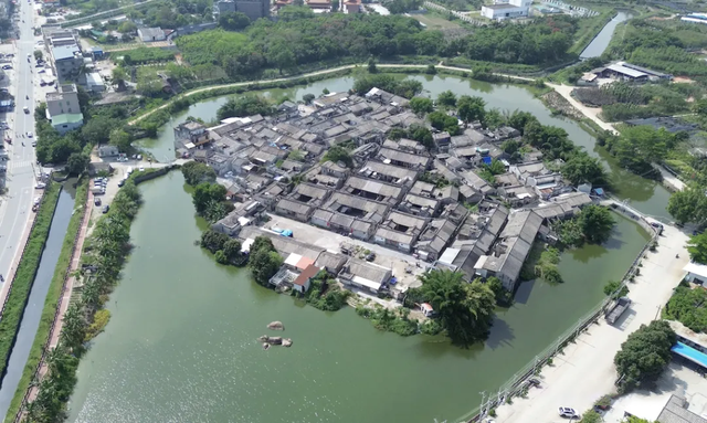广东400年古村，像一片“浮莲”自成孤岛，后代许多达官贵人！