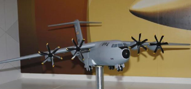 运-30首飞很突然，中国加速战略空军布局，打出去的底气更足了