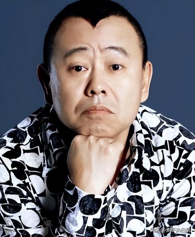 表面是演员，实际军衔却高到吓人，这6位明星个个深藏不露