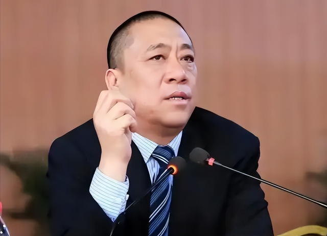 于东来没想到	，离过年不到20天，崔培军因一特殊举动再次口碑暴涨