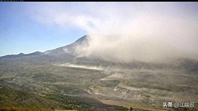 夺命火山爆大量浓烟，美地质局发紧急通知，原因和45年前爆发有关