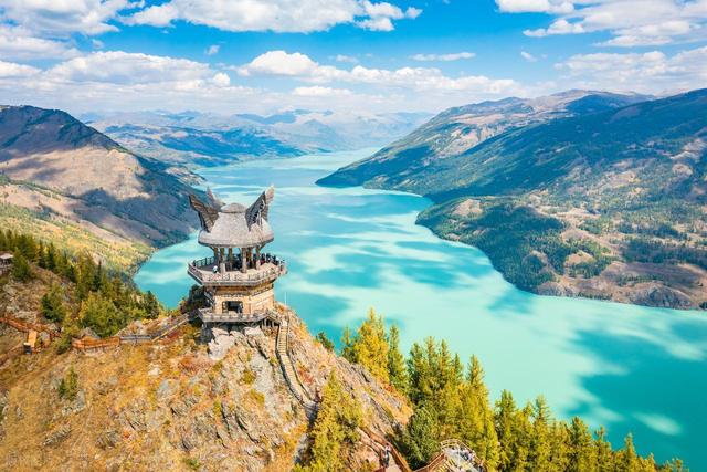 我心目中最治愈的 12 大湖泊，我把青海湖排在了第 4，泸沽湖第 9！